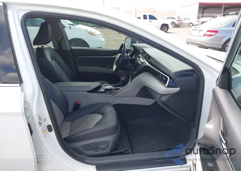 2018 Toyota Camry Xle из США, поврежденный, VIN 4T1B11HK1JU047710